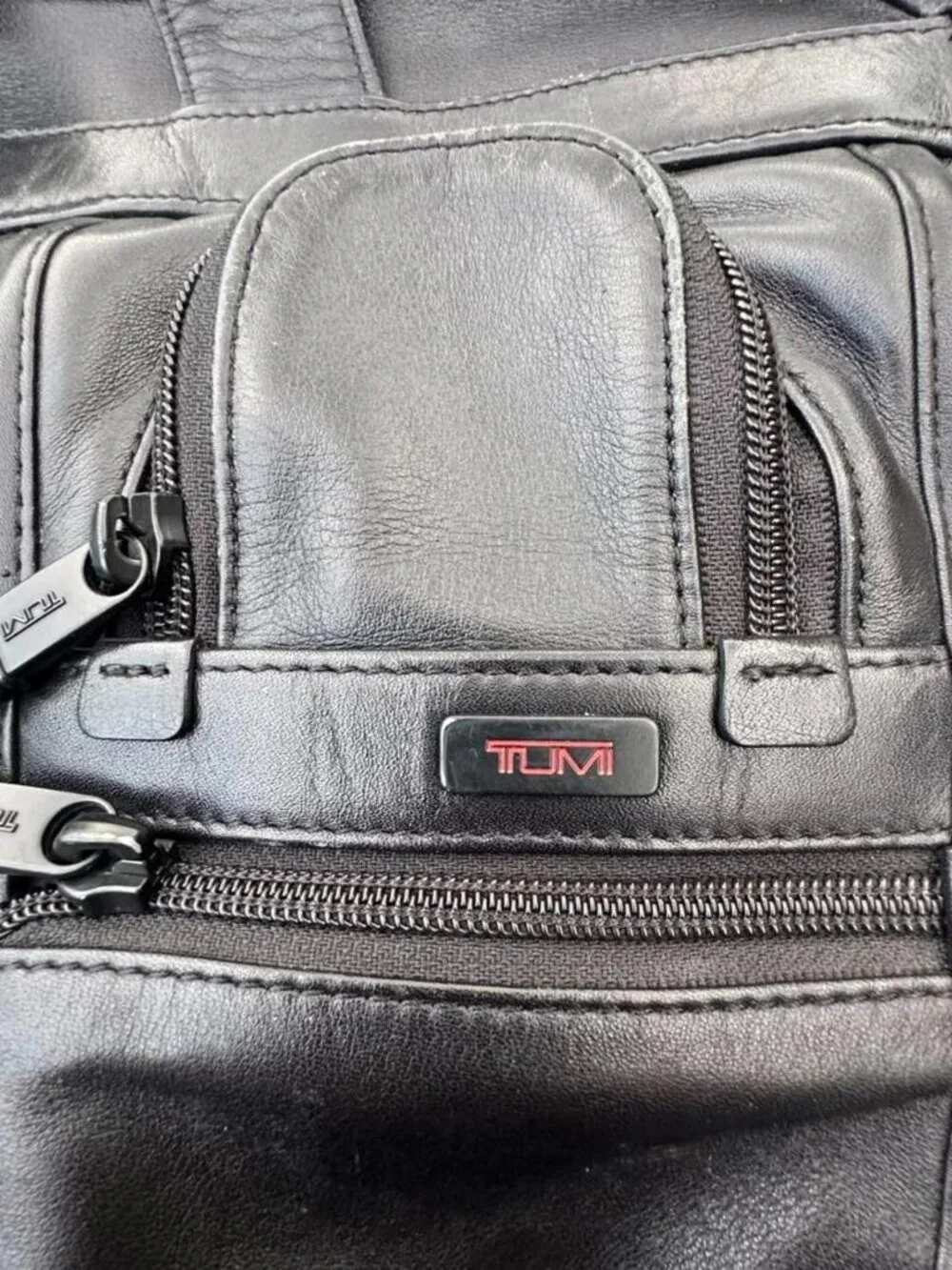 TUMI Alpha Leather Briefcase Laptop Expandable 96141D4 Brief Bag Black Messenger